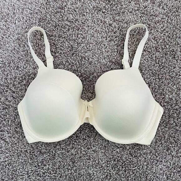 DKNY Bra Soft Cup Cream Underwire Hook & Eye Closure Women's 34E (DD) NWOT - Picture 1 of 11